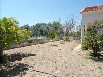 Moradia T5 para Venda em Loule (São Sebastião)