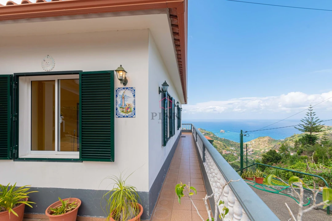 Moradia T3 para Venda em Porto da Cruz Foto 22