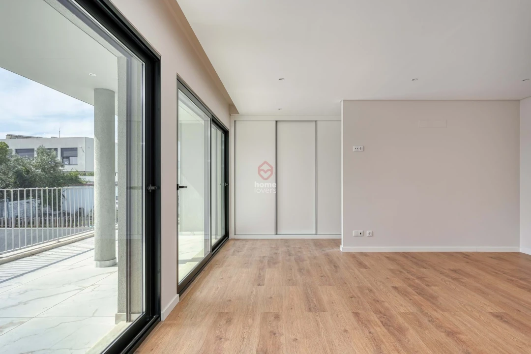 Moradia T3 para Venda em Barcarena Foto 28