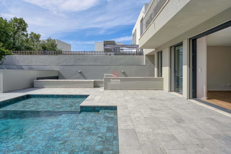 Moradia T3 para Venda em Barcarena Foto 2