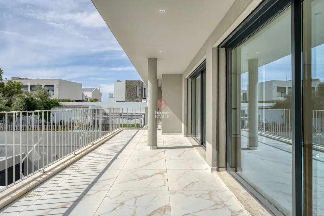 Moradia T3 para Venda em Barcarena Foto 19