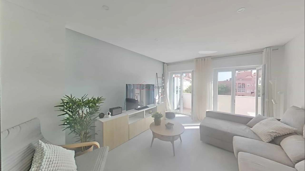 Apartamento T2 para Venda em Quinta do Conde Foto 15