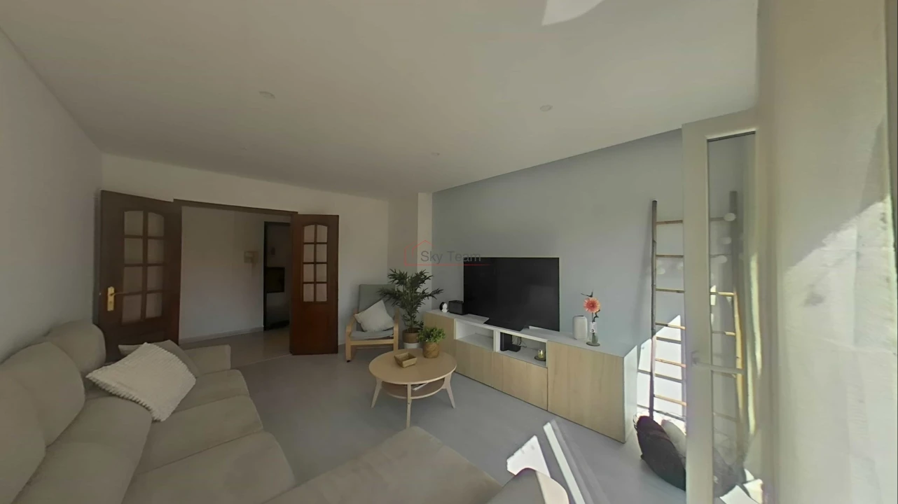 Apartamento T2 para Venda em Quinta do Conde Foto 29