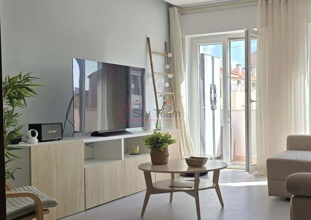 Apartamento T2 para Venda em Quinta do Conde Foto 8