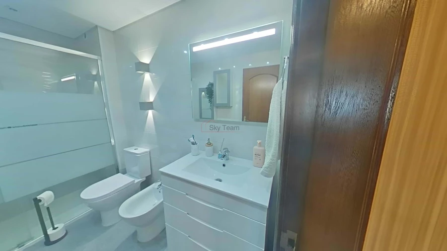 Apartamento T2 para Venda em Quinta do Conde Foto 11