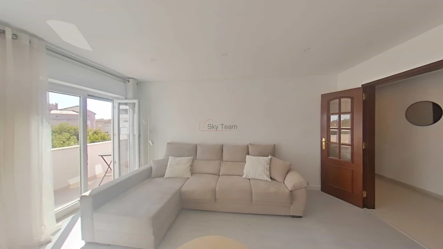 Apartamento T2 para Venda em Quinta do Conde Foto 52