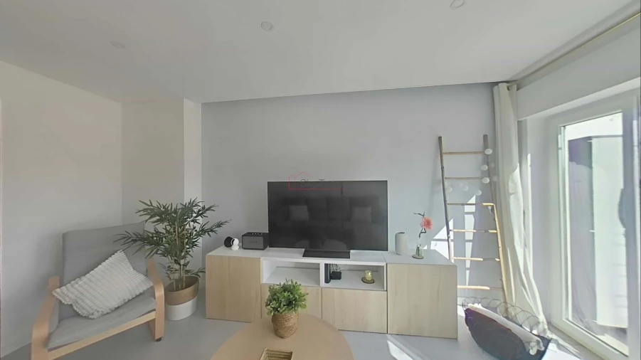 Apartamento T2 para Venda em Quinta do Conde Foto 18