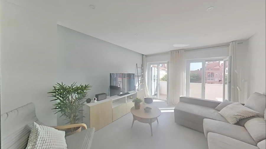 Apartamento T2 para Venda em Quinta do Conde Foto 16