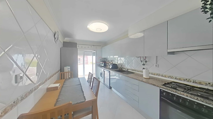 Apartamento T2 para Venda em Quinta do Conde Foto 23