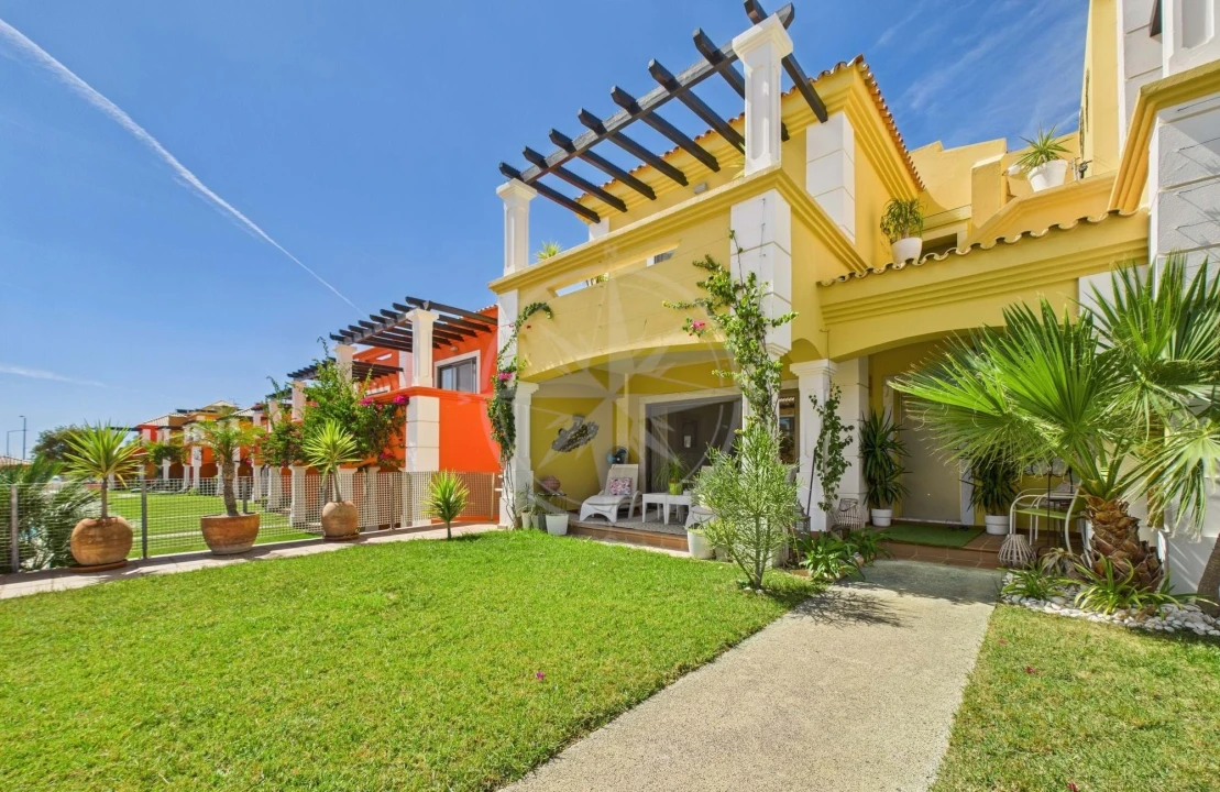 Moradia T3 para Venda em Conceição e Cabanas de Tavira Foto 1