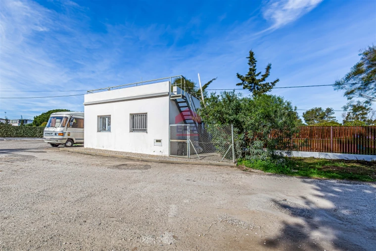 Moradia T1 para Venda em Luz de Tavira e Santo Estêvão Foto 4