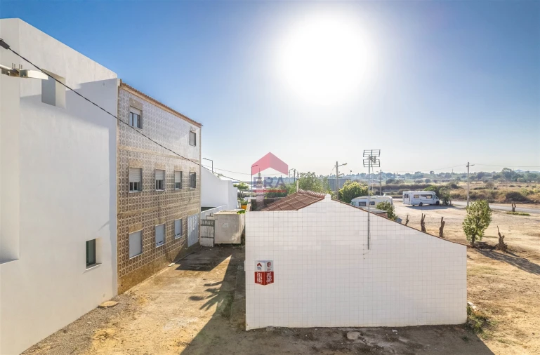 Moradia T2 para Venda em Santa Luzia Foto 12