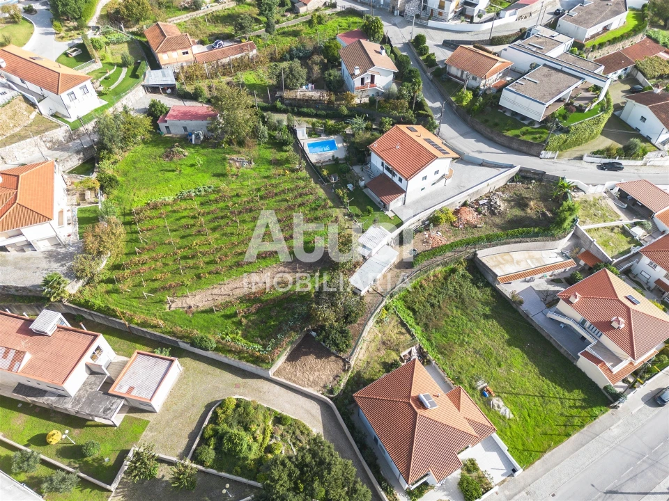 Terreno para Venda em Infias Foto 2