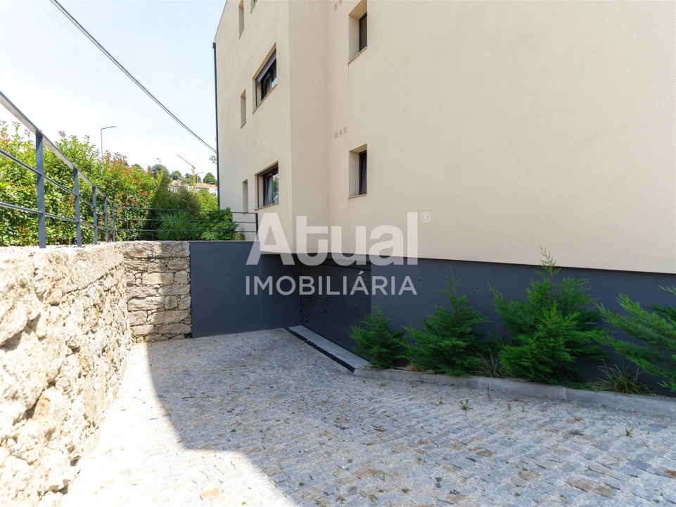 Garagem para Venda em Caldas de Vizela (São Miguel e São João) Foto 5