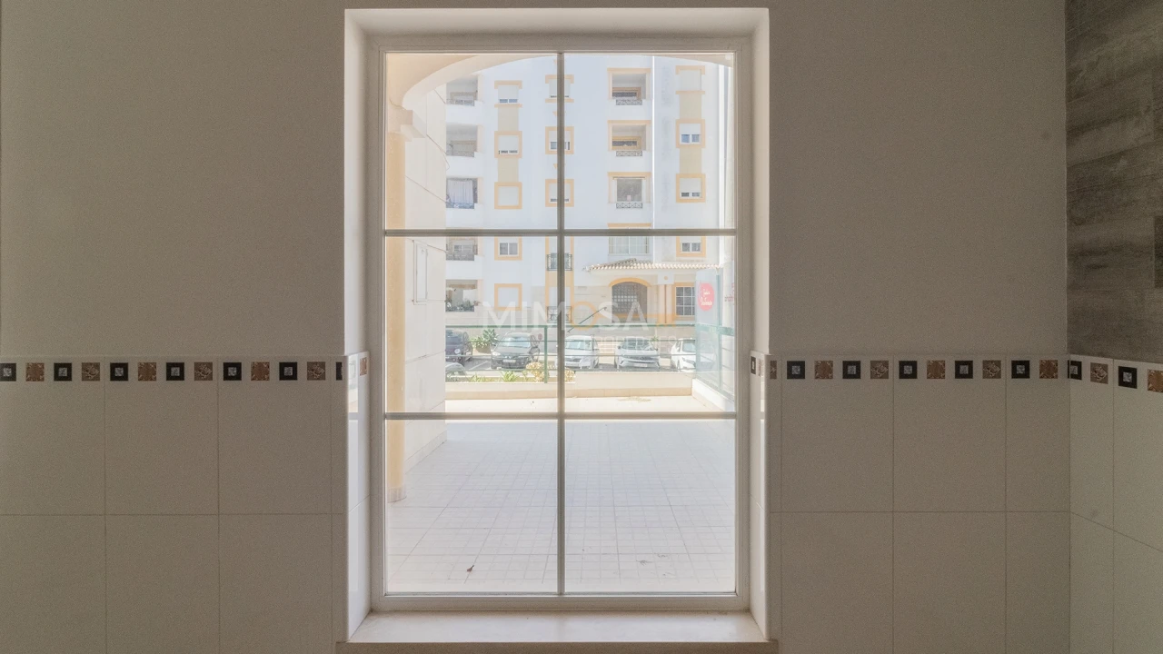 Loja para Venda em Lagos (São Sebastião e Santa Maria) Foto 23