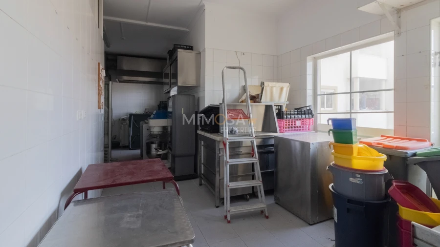 Loja para Venda em Lagos (São Sebastião e Santa Maria) Foto 16