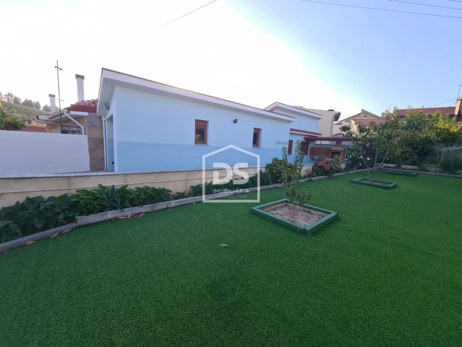 Moradia T3 para Venda em Armamar Foto 15