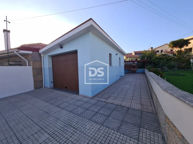 Moradia T3 para Venda em Armamar Foto 32