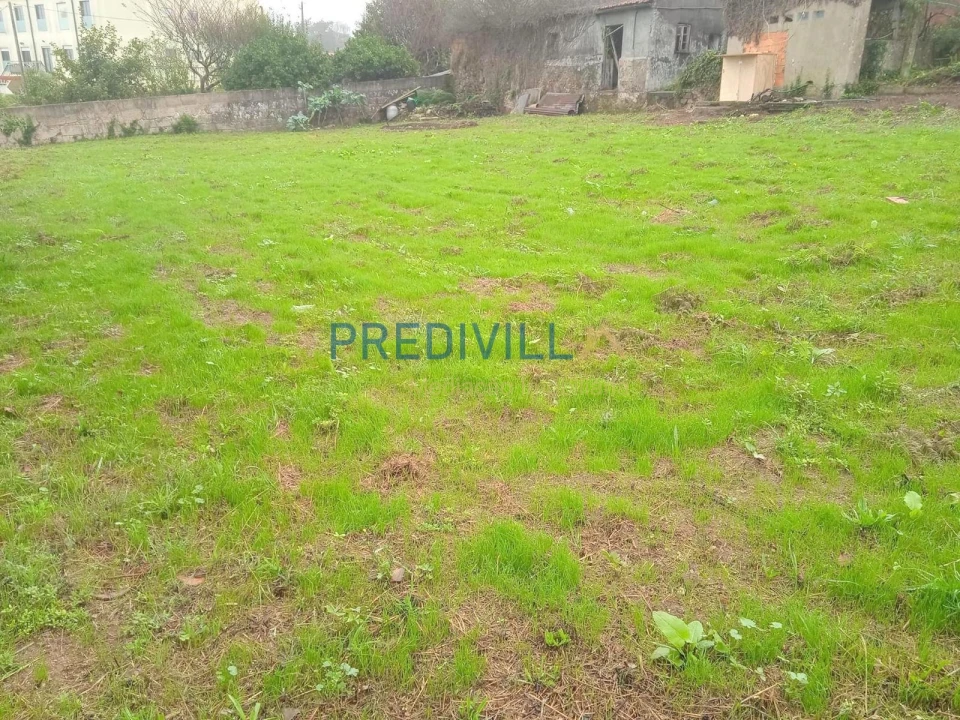Terreno Misto para Venda em Vilar e Mosteiró Foto 7