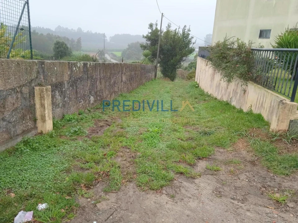 Terreno Misto para Venda em Vilar e Mosteiró Foto 12