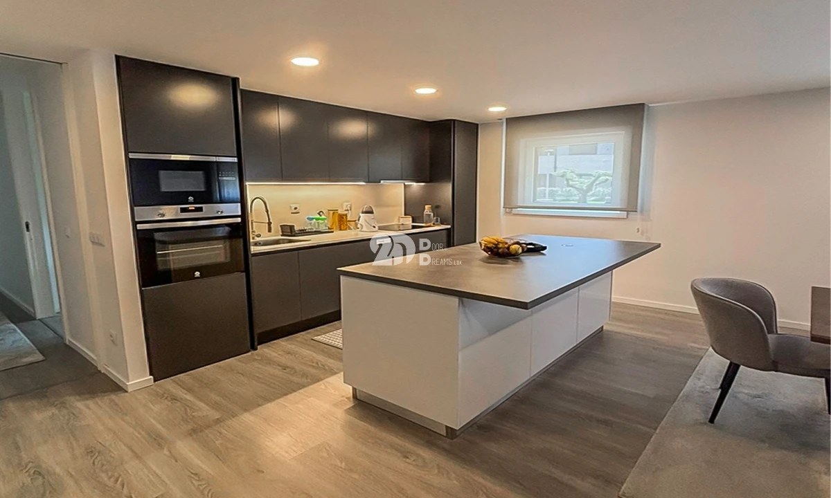 Apartamento T3 para Venda em Nine Foto 3