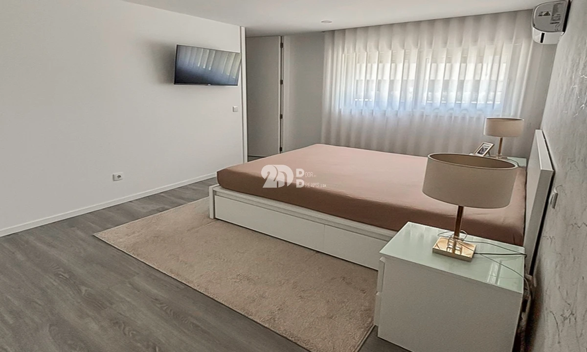 Apartamento T3 para Venda em Nine Foto 8