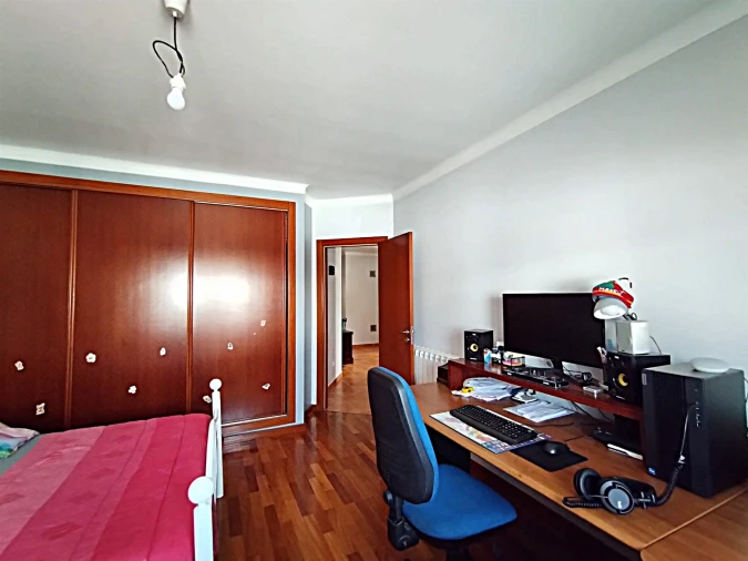 Moradia T3 para Venda em Bidoeira de Cima Foto 15