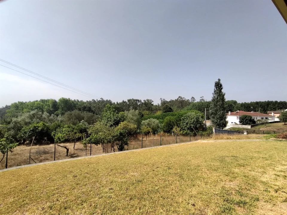 Moradia T3 para Venda em Bidoeira de Cima Foto 25