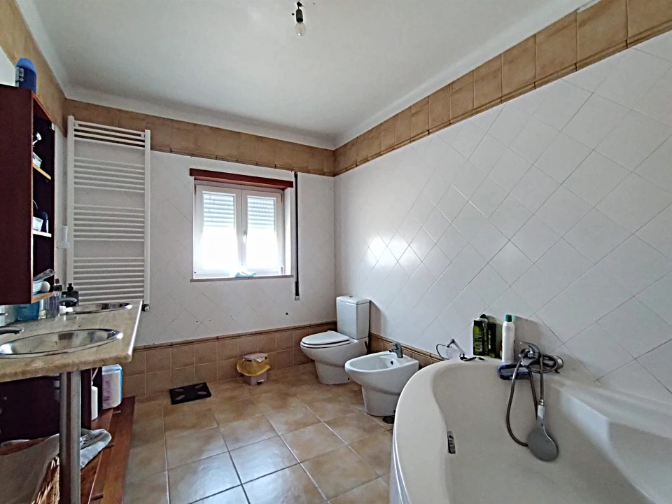 Moradia T3 para Venda em Bidoeira de Cima Foto 6