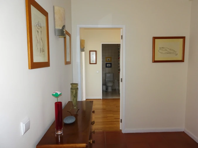 Quarto para Arrendamento em Santo Antonio dos Olivais Foto 3