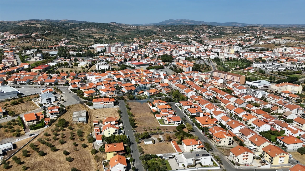 Terreno para Venda em Macedo de Cavaleiros Foto 6