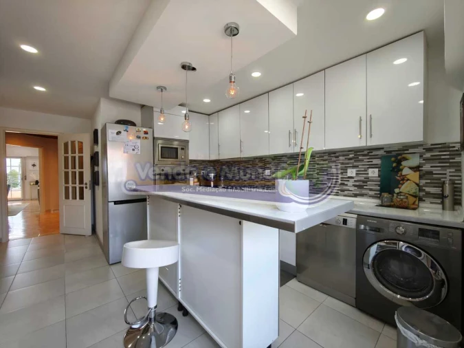 Apartamento T3 para Venda em Samora Correia Foto 3