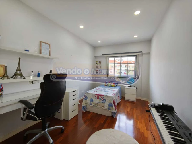 Apartamento T3 para Venda em Samora Correia Foto 11