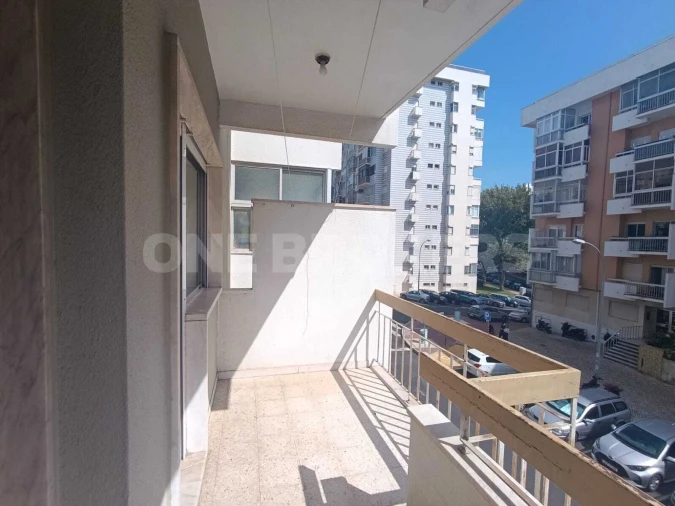 Apartamento T2 para Venda em Oeiras e São Julião da Barra, Paço de Arcos e Caxias Foto 1