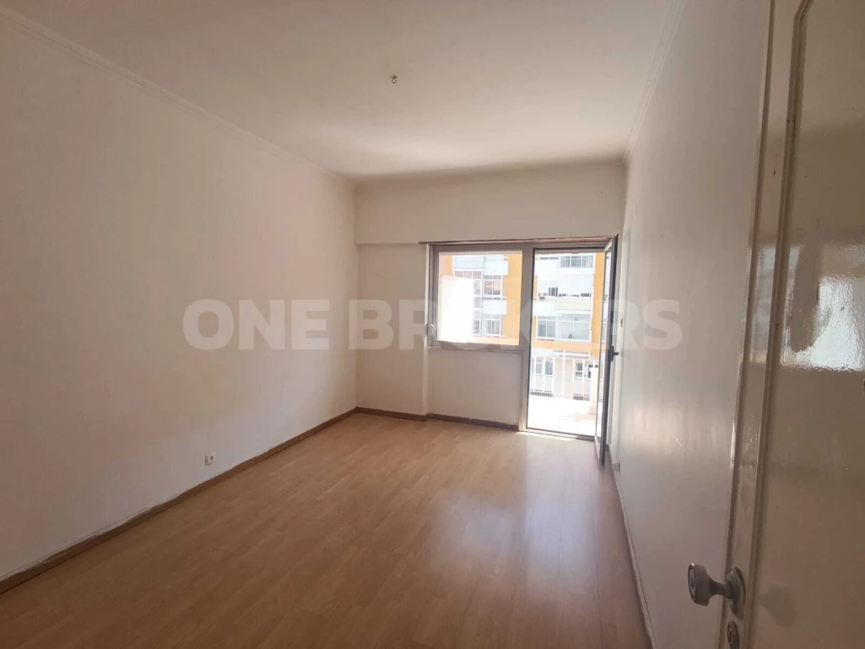 Apartamento T2 para Venda em Oeiras e São Julião da Barra, Paço de Arcos e Caxias Foto 5