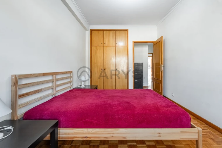 Apartamento T2 para Venda em Nogueiró e Tenões Foto 17