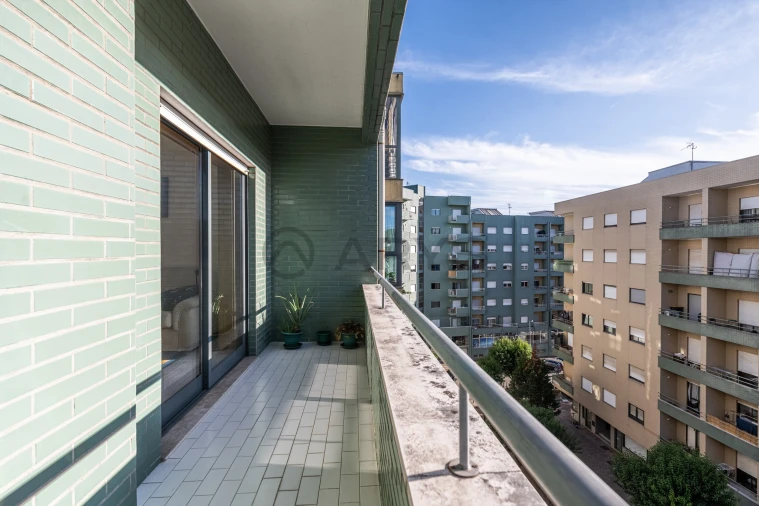 Apartamento T2 para Venda em Nogueiró e Tenões Foto 7