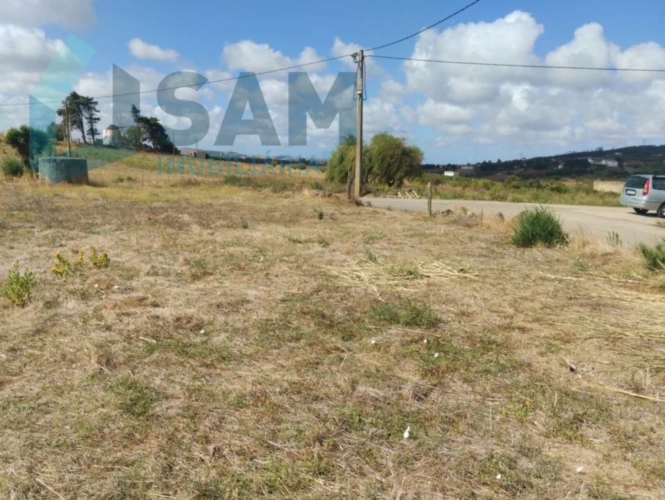 Terreno para Venda em Carvoeira e Carmões Foto 4