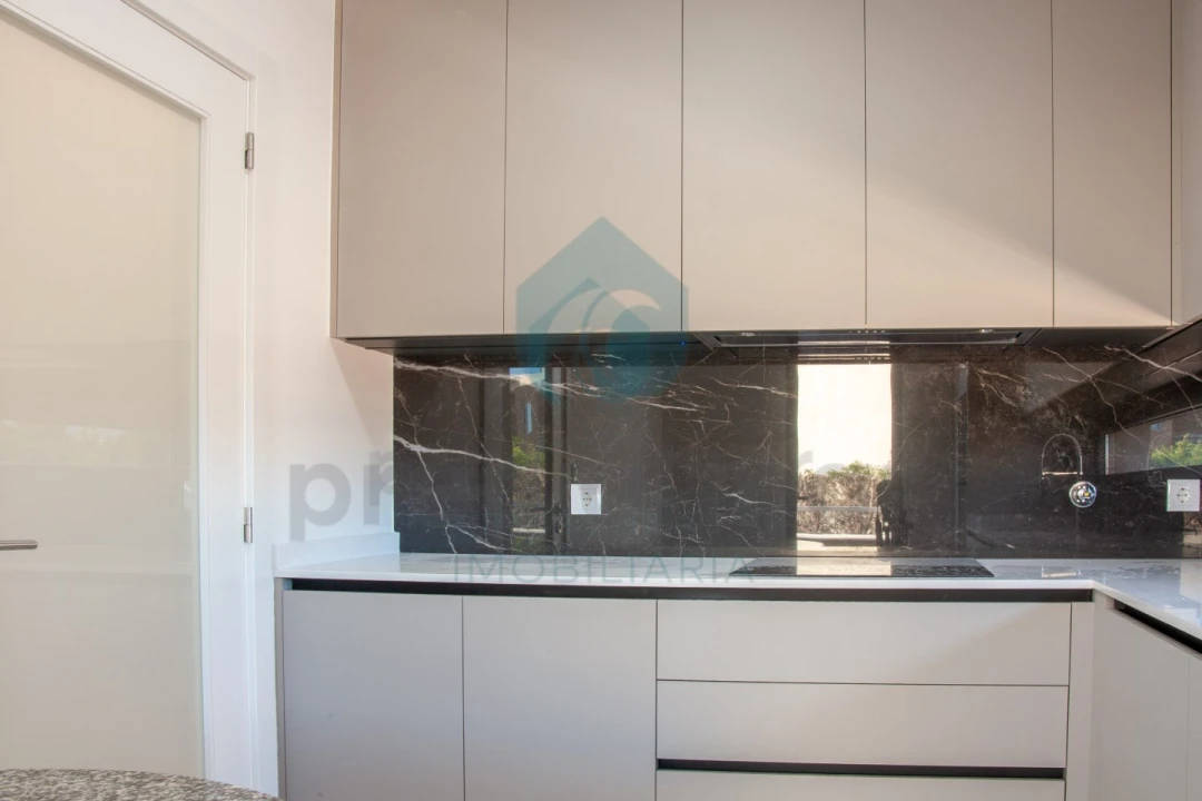 Moradia T3 para Venda em Madalena Foto 26