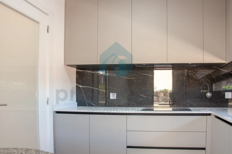 Moradia T3 para Venda em Madalena Foto 26