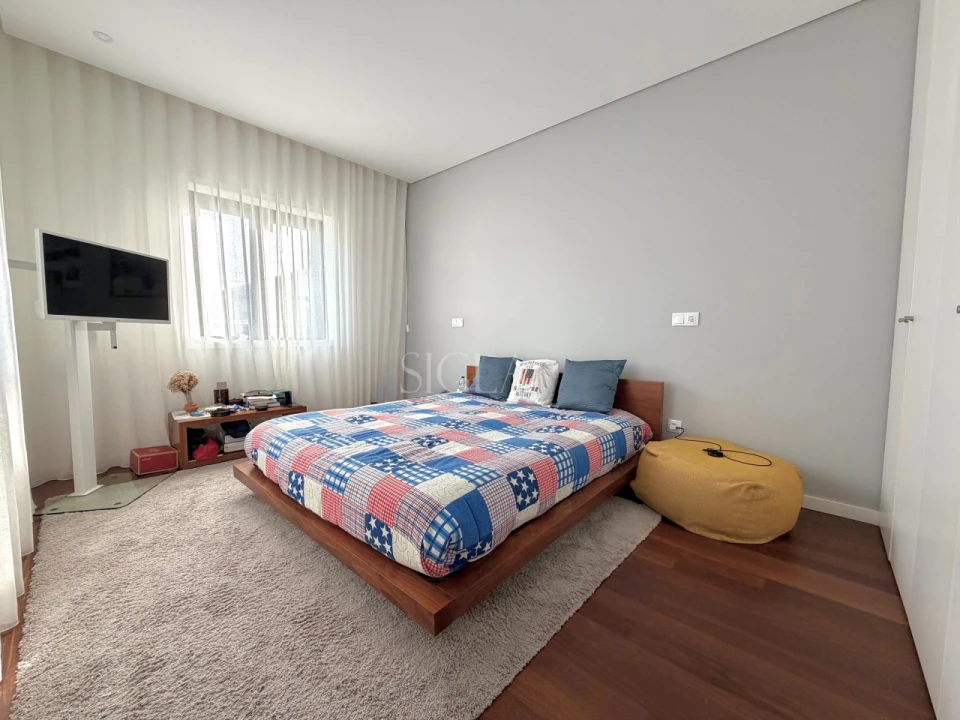 Moradia T3 para Venda em Arcozelo Foto 47