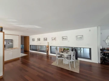 Moradia T3 para Venda em Arcozelo