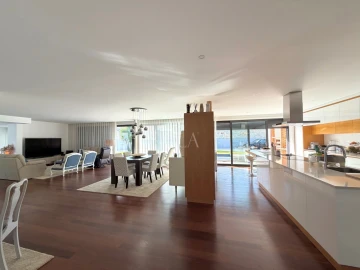 Moradia T3 para Venda em Arcozelo