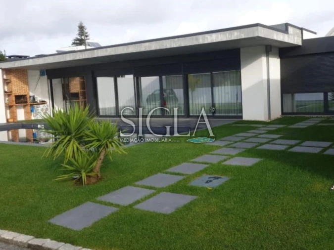 Moradia T3 para Venda em Arcozelo Foto 2