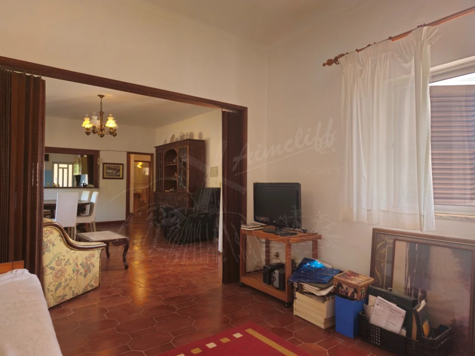 Quinta T6 para Venda em Santa Catarina da Fonte do Bispo Foto 9