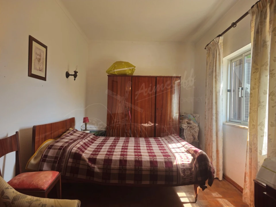 Quinta T6 para Venda em Santa Catarina da Fonte do Bispo Foto 14