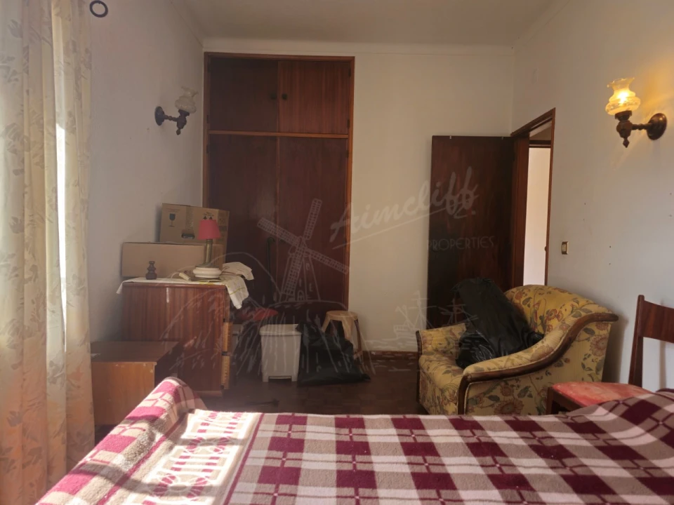 Quinta T6 para Venda em Santa Catarina da Fonte do Bispo Foto 15