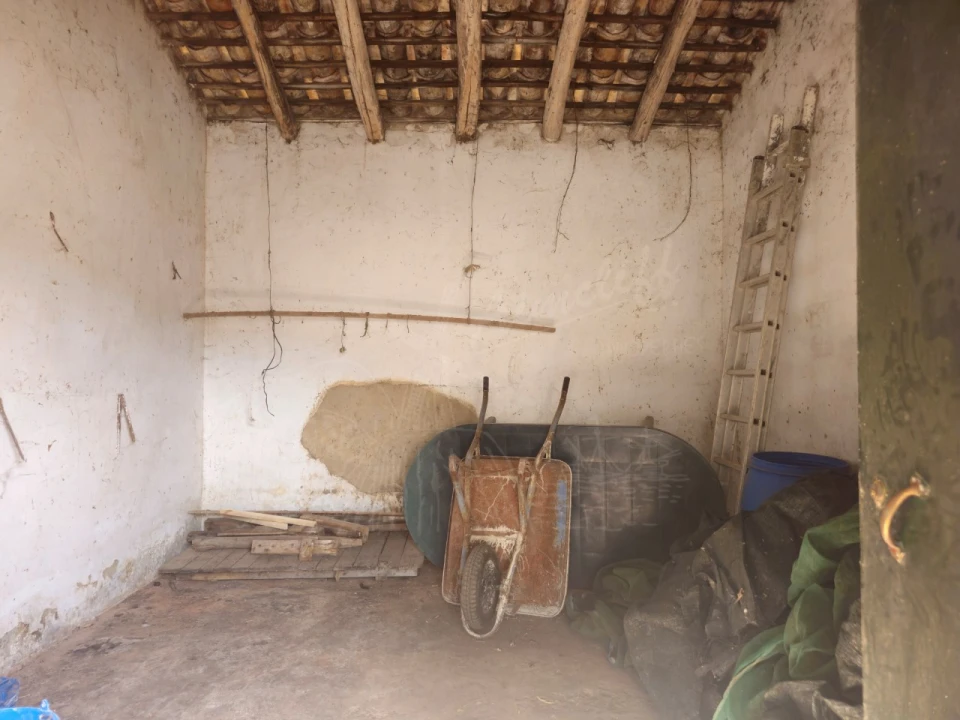 Quinta T6 para Venda em Santa Catarina da Fonte do Bispo Foto 25