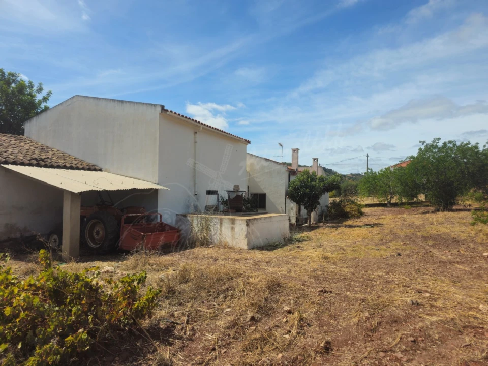 Quinta T6 para Venda em Santa Catarina da Fonte do Bispo Foto 27