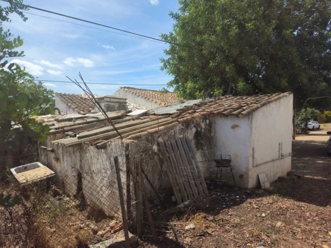 Quinta T6 para Venda em Santa Catarina da Fonte do Bispo Foto 26